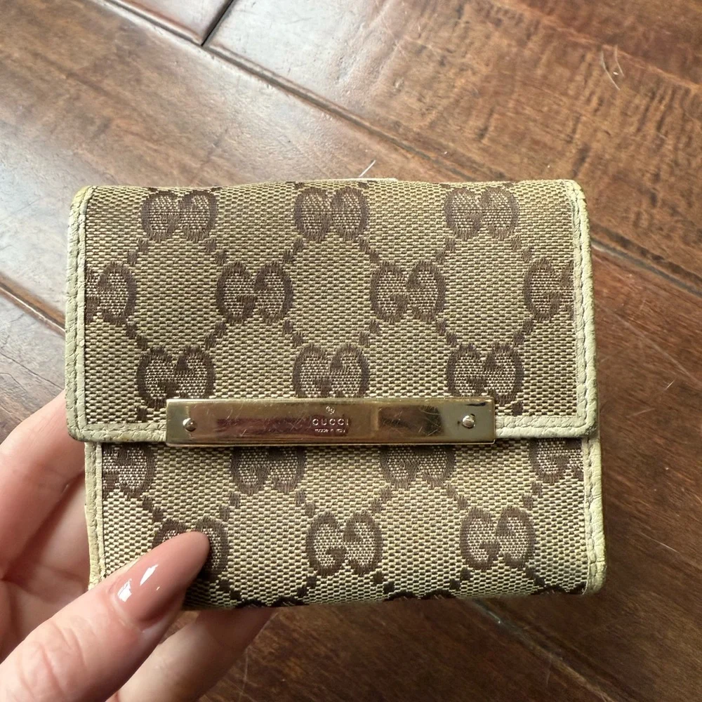 Gucci Jacquard Canvas Wallet - Picture 1 of 5